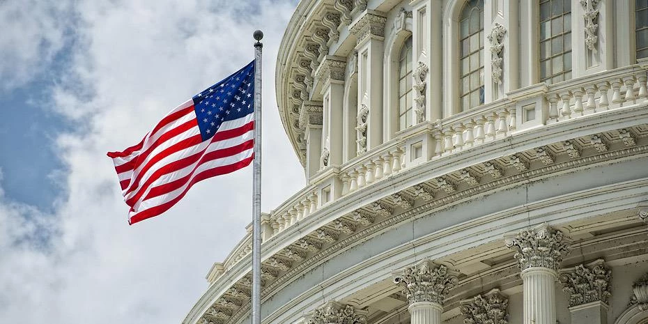 Κατασκοπικό θρίλερ στις ΗΠΑ – Ρώσοι χάκαραν υπολογιστές της Χίλαρι Κλίντον